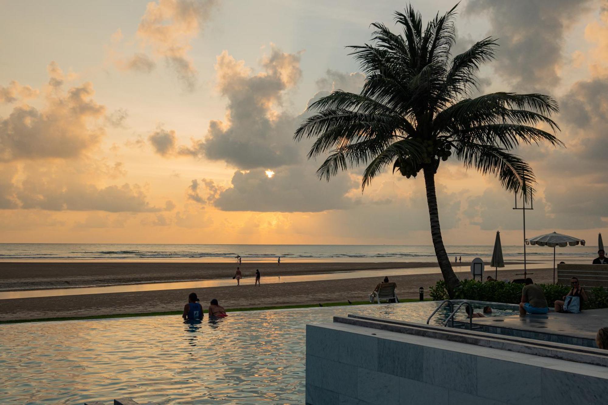 Apsara Beachfront Resort & Villa - Sha Extra Plus Khao Lak Luaran gambar